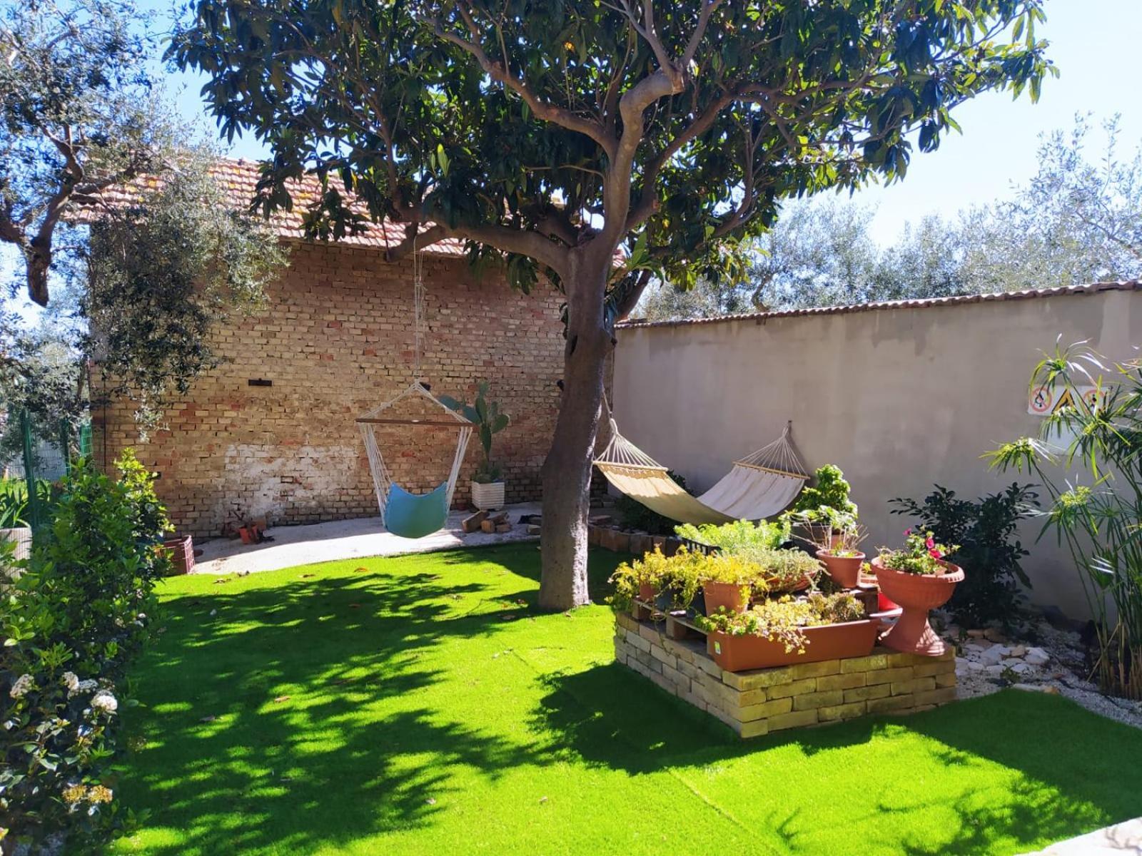 Il Giardino Degli Ulivi House * Ortona